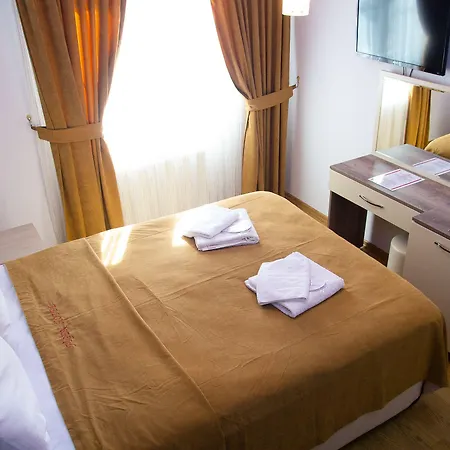 Figen チャナッカレ